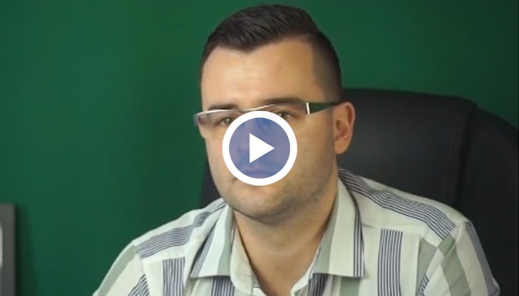 Миналата седмица той счупи всички класации, като премина границата от 400 000 последователи