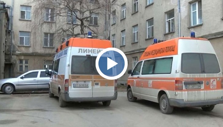 Кризата се задълбочава - половината служители са подали молби за напускане