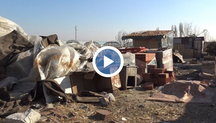 Проверка е констатирала, че те са опасни и трябва да бъдат премахнати, заяви на брифинг вицепремиерът Красимир Каракачанов