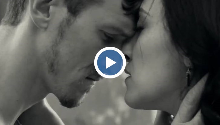 Първата по своя характер класация е на БГ радио, а парчето е избрано от негово величество – слушателя