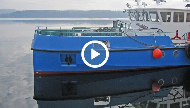 Купуват драга, тръби за транспортиране на наносите, маневрен кораб, шалан и понтон