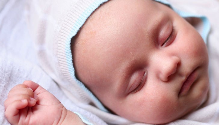 Бебето се появило на бял свят след като майка му отишла на свиждане на бащата