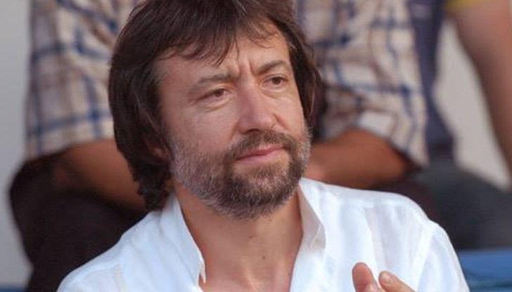 Призовавам ви да се заинтересувате от потъпкването на човешките права на съпругата ми