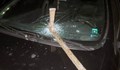 Два автомобила осъмнаха със забити кирки в квартал „Възраждане“