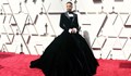 Защо Били Портър се появи с рокля на "Оскар"-ите?