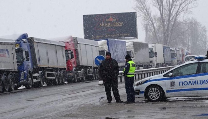 В районите на Серес и ГКПП „Кулата – Промахон“ има засилено полицейско присъствие с цел да не бъдат допускани нежелателни инциденти В районите на Серес и ГКПП „Кулата – Промахон“ има засилено полицейско присъствие с цел да не бъдат допускани нежелателни инциденти
