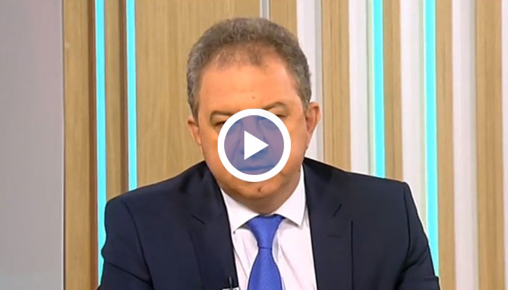 Ние сме съгласни да не се пуши на затворени пространства, но да се направят зони за пушачи, изнесени извън търговските обекти, заяви депутатът от НФСБ