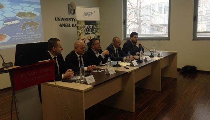 През тази година ще завърши рехабилитацията на републиканския път Русе – Бяла