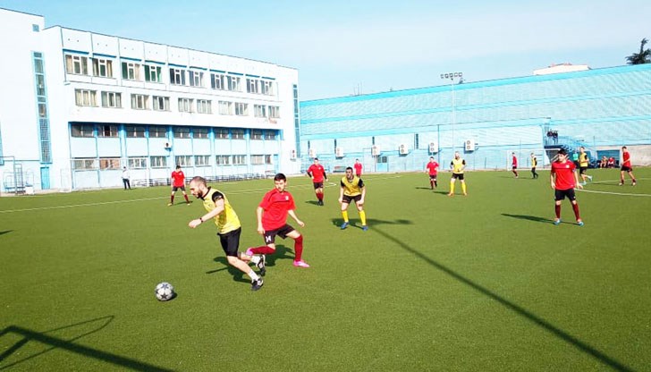 Младите „железничари“ не бяха в оптималния си състав, тъй като в редиците им има контузени основни играчи