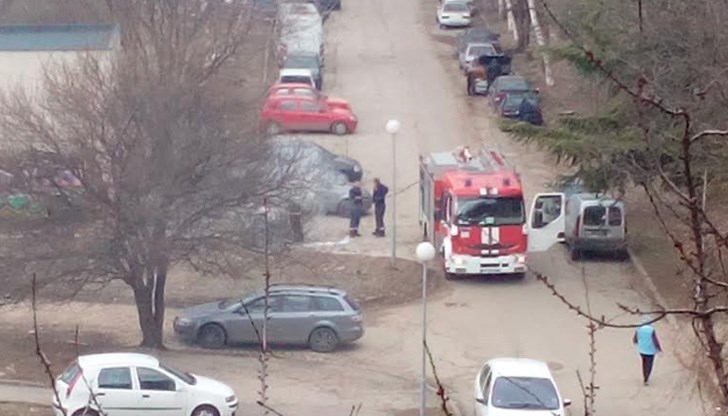 Инцидентът стана на улица "Христо Ясенов" 2, зад блок №7