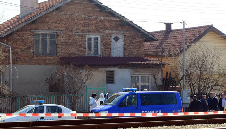 Малкият брат бил ликвидиран, докато спял в кревата си... Малкият брат бил ликвидиран, докато спял в кревата си...