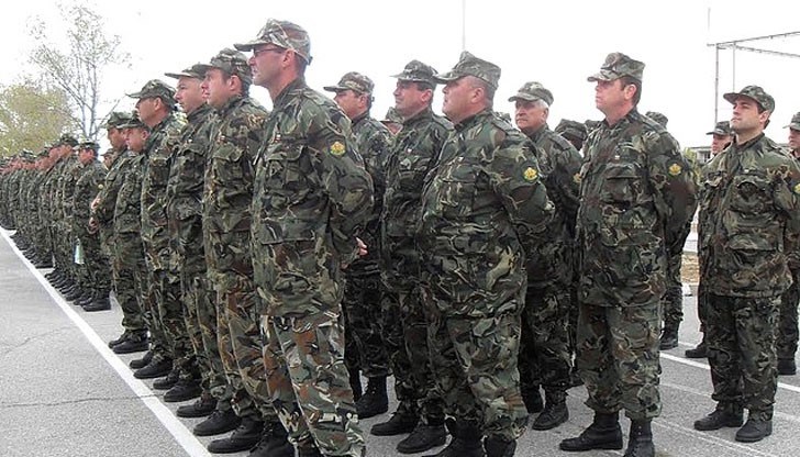 Кандидатите трябва да се явят на изпит по физическа подготовка, тест за проверка и събеседван Кандидатите трябва да се явят на изпит по физическа подготовка, тест за проверка и събеседван