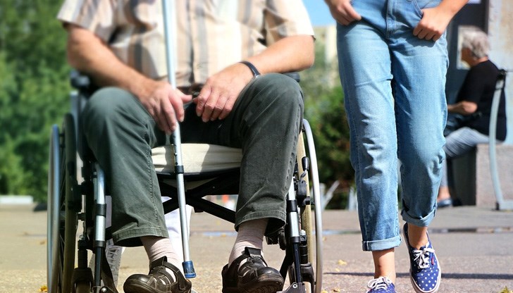 След това политиката спрямо хората с увреждания ще се поеме от новата Държавна агенция за хората с увреждания