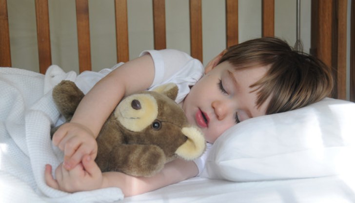 Еднократната помощ не е свързана с месечната издръжка и се отпуска, за да помогне при извънредни нужди в семейството