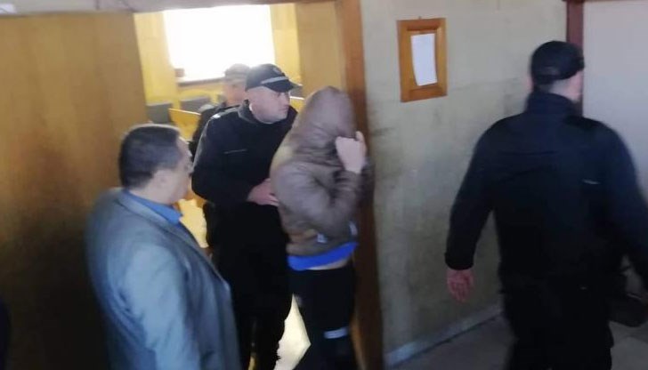 19-годишният Алекс Анков остава в ареста