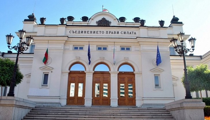 Председателят на парламента Цвета Караянчева ще посрещне първите посетители