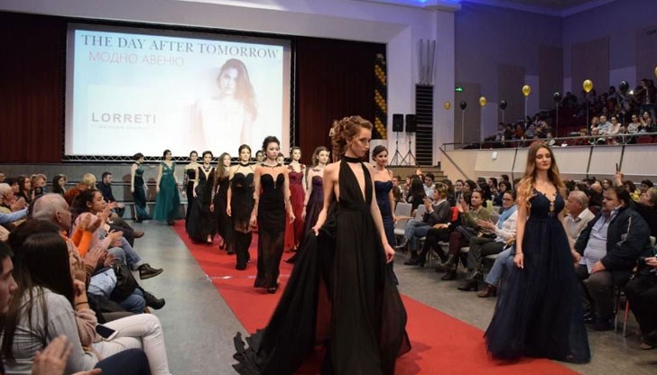 Бъдещи младоженци също ще могат да изберат тоалети, да се срещнат и с фирми, чиято дейност е свързана с организиране на тържество Бъдещи младоженци също ще могат да изберат тоалети, да се срещнат и с фирми, чиято дейност е свързана с организиране на тържество