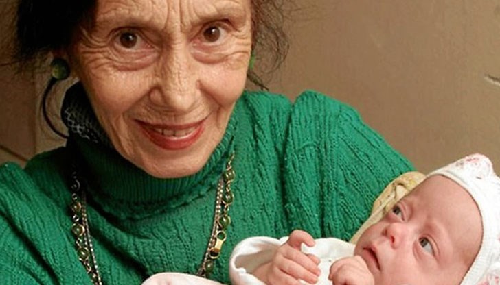 67-годишната румънка Адриана Илиеску роди момиченце през 2005 година