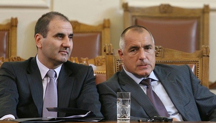 Последният типичен пример ни даде премиерът Борисов по повод на реакцията на БСП след предявеното обвинение към Елена Йончева за пране на пари Последният типичен пример ни даде премиерът Борисов по повод на реакцията на БСП след предявеното обвинение към Елена Йончева за пране на пари