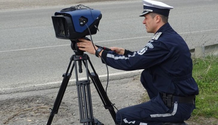 Пътна полиция ще се снабди с 84 нови устройства на триноги, които да ловят нарушителите