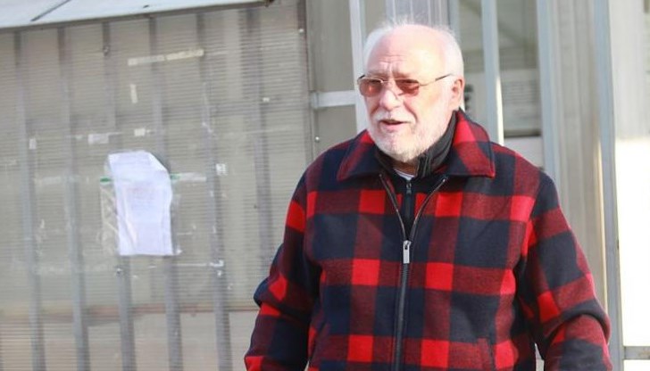 След опита за отравяне на бизнесмена Емилиян Гебрев, неговия син и директор на негово предприятие не спират заплахите срещу него