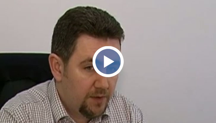 Според тях по този начин ще се увеличи контролът върху институциите и ще се улесни комуникацията между институциите и гражданите