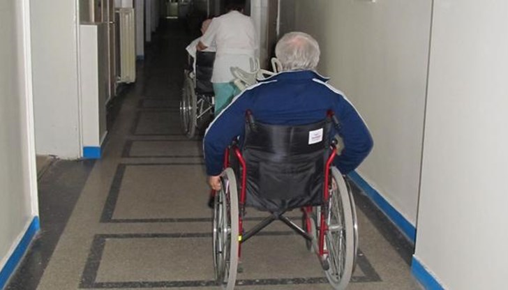 "Слепи" карат коли, хора с "увреждания" всъщност са на гурбет в чужбина, а цели села получават инвалидни пенсии