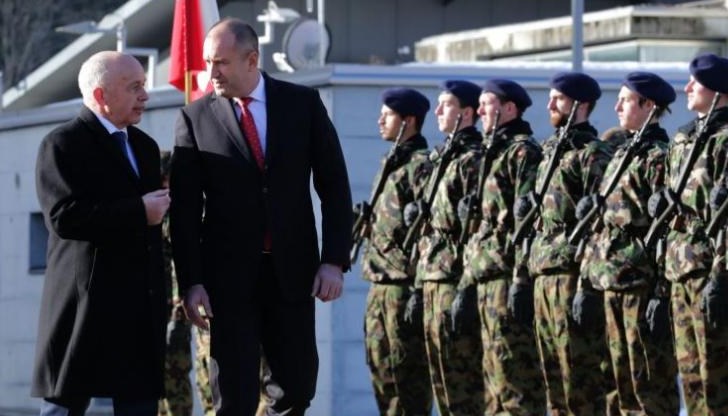 Президентът обяви, че екипът му работи върху мотивите за налагане на вето върху промените в Изборния кодекс и увери, че решението му ще бъде в интерес на обществото