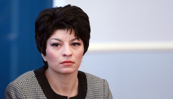 Депутатката от Дулово се обидила от изказването на Елена Йончева