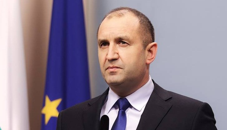 Но най-страшното е, че българското правителство няма собствена позиция по въпроса Но най-страшното е, че българското правителство няма собствена позиция по въпроса