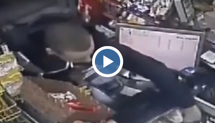 Нагли крадци задигат каквото им падне, без да се притесняват от камерите