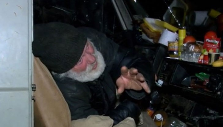 Бившият съперник на Мохамед Али живее без ток и вода в каравана в село Кошарица край Несебър
