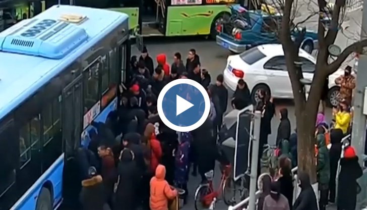 Момиченцето било извадено за 9 минути