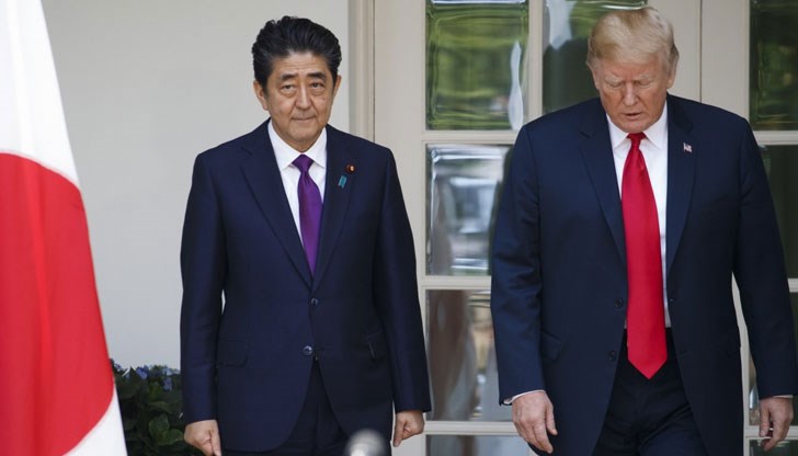 Японският премиер номинира американския президент Доналд Тръмп за Нобелова награда за мир за тази година