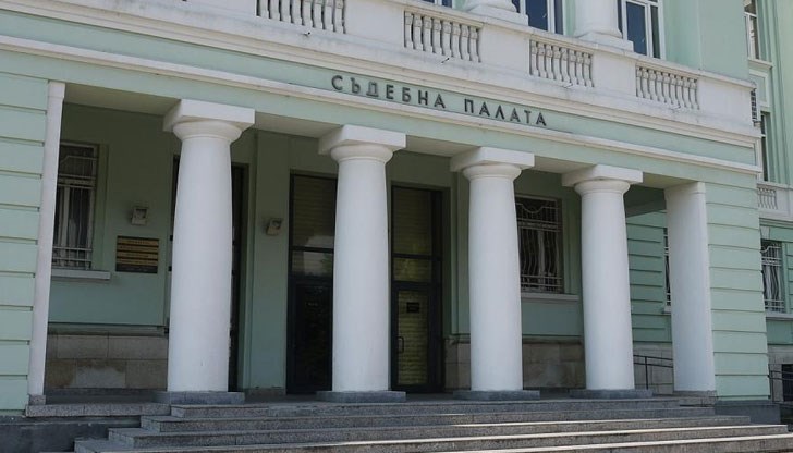 Задигнала протфейла на своя колежка в Шуменския университет