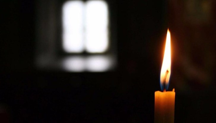 Той е роден със светското име Стоян Костадинов Стойков на 29 ноември 1949 г. в град София Той е роден със светското име Стоян Костадинов Стойков на 29 ноември 1949 г. в град София