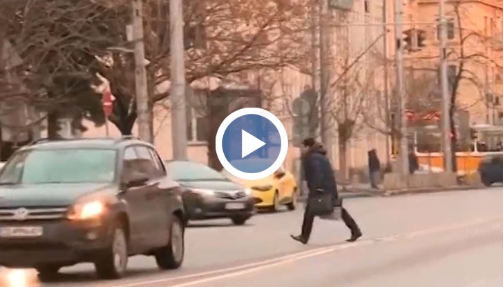 От „Пътна полиция" започнаха акция за неправилно пресичащи пешеходци