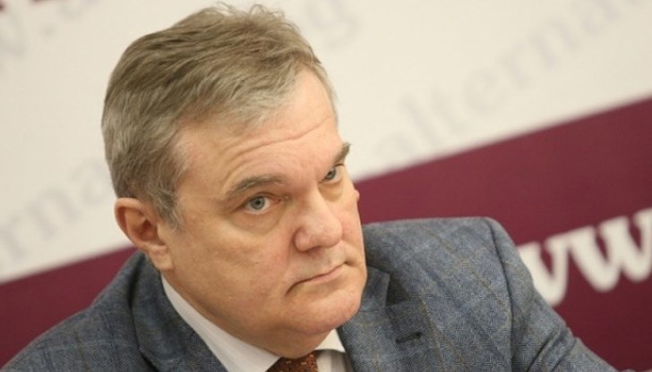 Румен Петков съобщи пред медиите в Плевен, че партията е изпратила писмено предложение до председателя на НС на БСП Корнелия Нинова за подготовка на широка и солидна лява коалиция