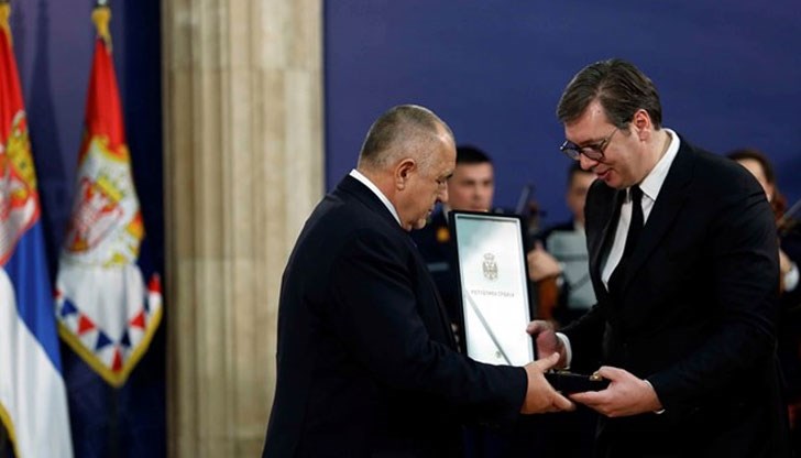 Александър Вучич връчи „Орденът на Република Сърбия“ на българския министър-председател на официална церемония в Белград