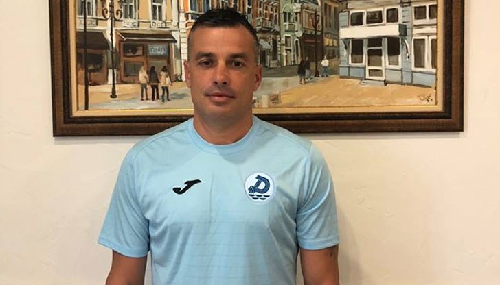 Старши-треньорът на ФК „Дунав“ стана на 43 години