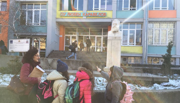 Русенски ученици вървяха по стъпките на жените в историята