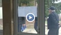 Учител е задържан след след появата на видео запис във Фейсбук