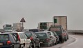 Километрична колона от автомобили се е образувала при тунел "Витиня"