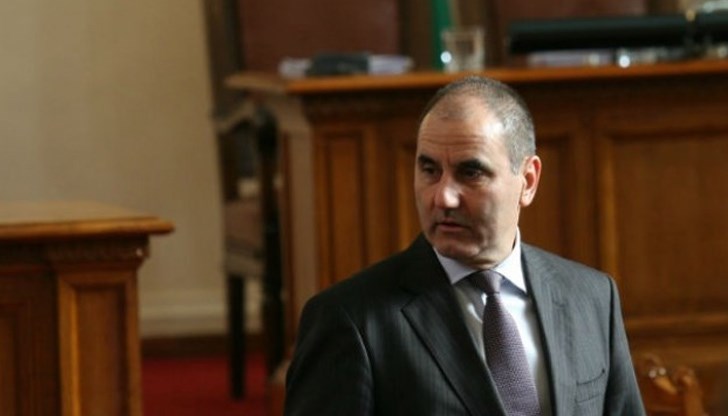 Цветан Цветанов си вкара автогол