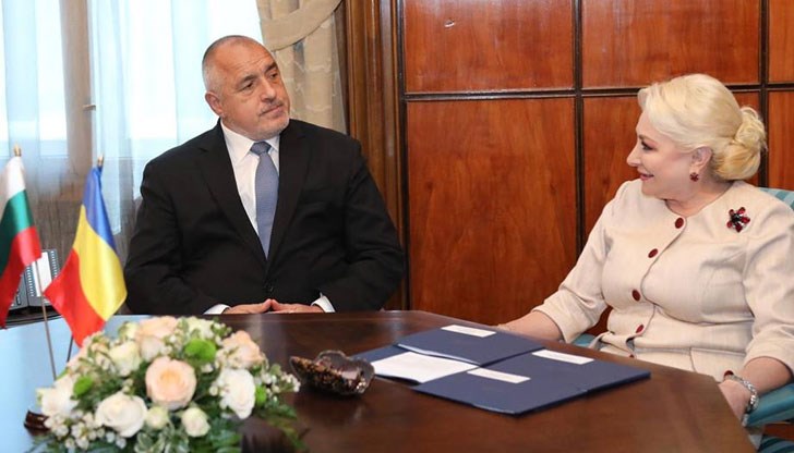 Виорика Данчила посрещна българският премиер в двореца „Виктория“ в Букурещ