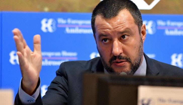 От днес престъпниците трябва да знаят, че да си крадец в Италия, ще бъде по-трудно, каза Салвини От днес престъпниците трябва да знаят, че да си крадец в Италия, ще бъде по-трудно, каза Салвини