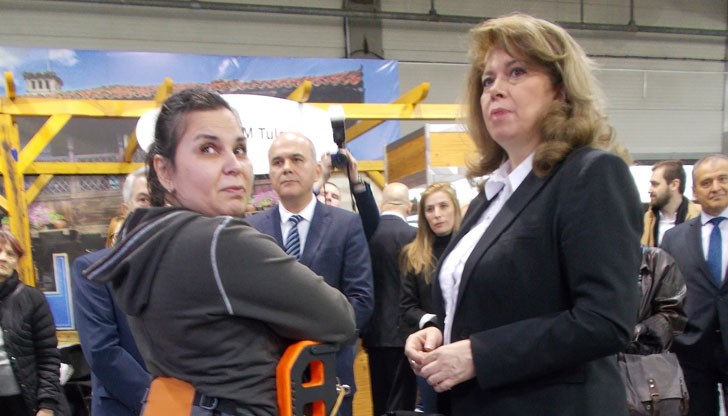 Уникалният „Омнибот“, който е световна иновация, представлява роботизирано помощно средство за придвижване