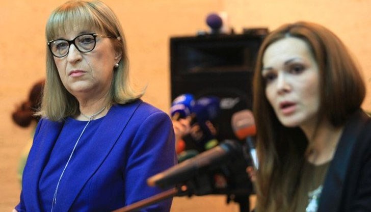 Уволняват над 10 юристи Уволняват над 10 юристи