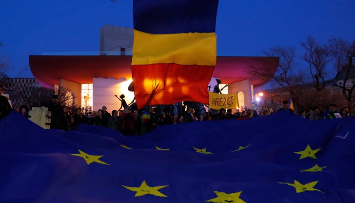 Демонстранти излязоха по улиците на Букурещ