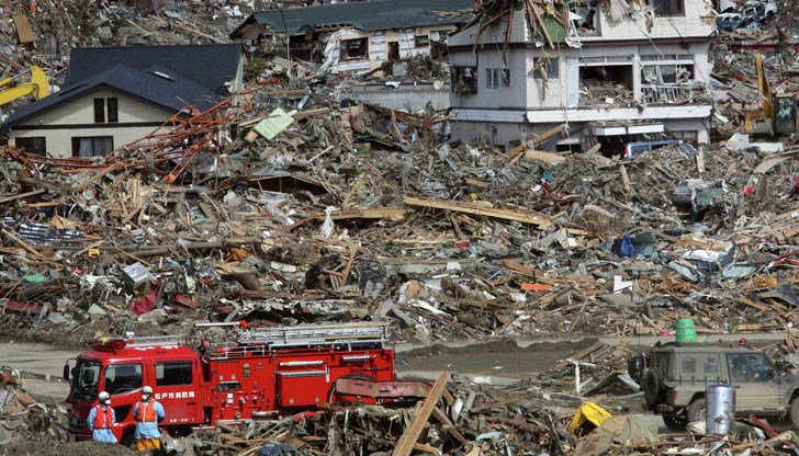 С минута мълчание Япония ще отбележи 8-ата годишнина от мощното земетресение с магнитуд 9 по Рихтер и последвалото го 10-метрово цунами, което предизвика най-тежката ядрена криза в света след Чернобил С минута мълчание Япония ще отбележи 8-ата годишнина от мощното земетресение с магнитуд 9 по Рихтер и последвалото го 10-метрово цунами, което предизвика най-тежката ядрена криза в света след Чернобил
